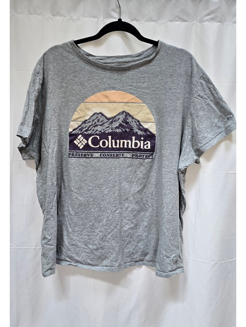 Columbia Womenβs Plus 2X Gray Mountain Graphic T-Shirt Preserve Conserve Protect